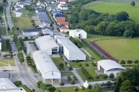 Eine Zweitwohnsitzsteuer könnte auch Studenten der Zweibrücker Hochschule treffen. Eine Zweitwohnsitzsteuer könnte auch Studenten der Zweibrücker Hochschule treffen.