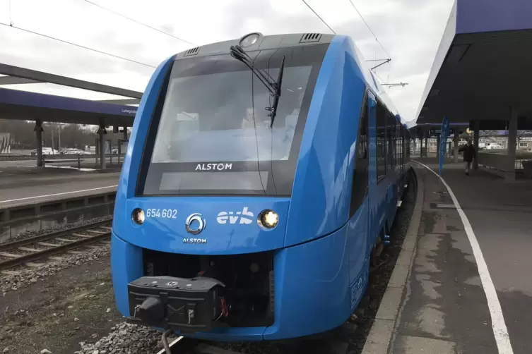 Im Januar 2019 machte der Prototyp des Wasserstoffzugs I-Lint einen Abstecher nach Ludwigshafen. Zur Bestellung von Fahrzeugen f