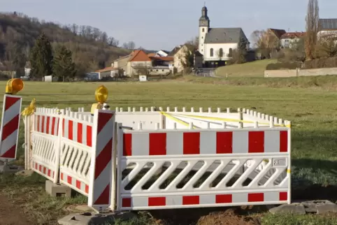 Blick auf Dielkirchen: Nachdem im vergangenen Jahr außerorts ein Glasfaserkabel für schnelles Internet verlegt wurde, werden nun