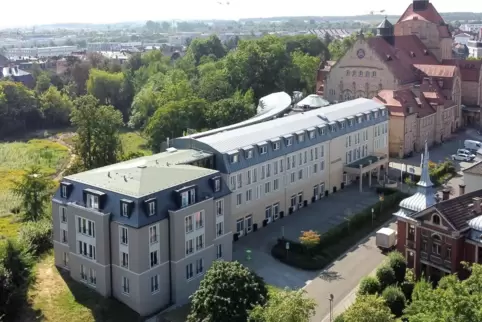Das Parkhotel. 