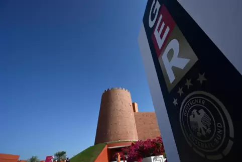 Im Al Shamal-Stadion trainiert die deutsche Nationalmannschaft während der Fußball-WM in Katar.