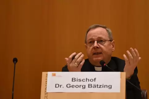 Mit ziemlich leeren Händen kehrt der Vorsitzende der Bischofskonferenz, Georg Bätzing, nach Deutschland zurück.