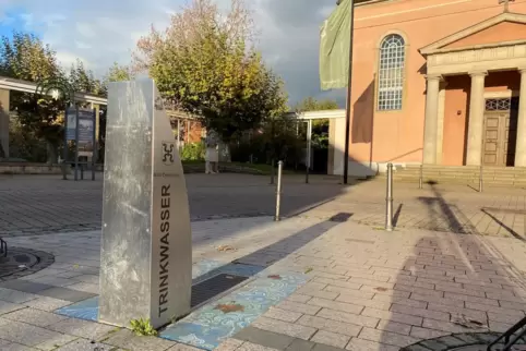 Trinkwasserbrunnen auf dem Ludwigsplatz. 