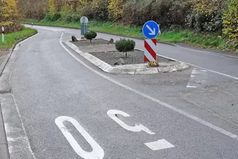 In Rimschweiler soll ein Fahrbahnteiler ähnlich wie am Ortseingang Oberauerbach aus Richtung Battweiler entstehen. 