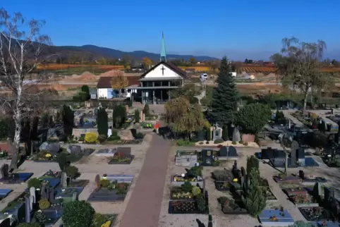 Der Friedhof in Maikammer. 