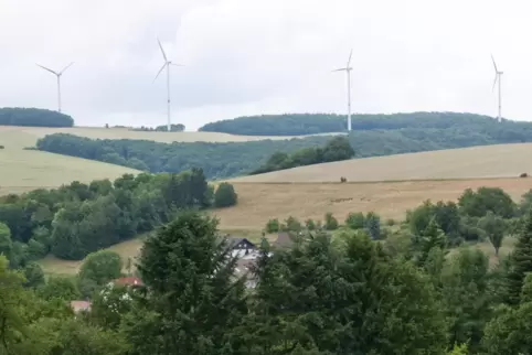 Bei Reichenbach-Steegen sollen alte durch neue Windkraftanlagen ersetzt werden. 
