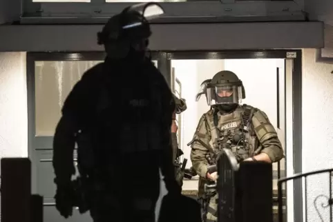 Bei dem Einsatz im Rocker-Milieu am Dienstag waren auch Spezialkräfte im Einsatz. 