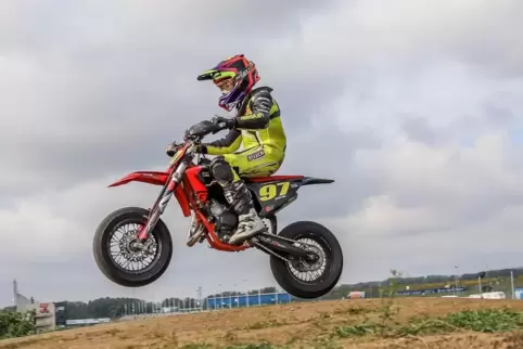 Der neunjährige Lorenz Bang beim Rennen in Aktion. 