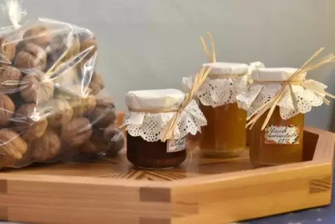 Liebhaber selbst gemachter Marmeladen kommen beim Bobenheim-Roxheimer Weihnachtsmarkt auf ihre Kosten. 