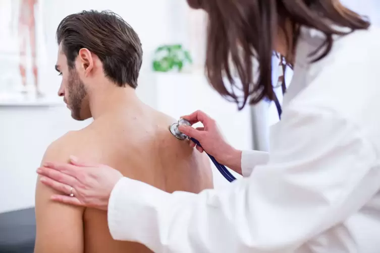 Grippe oder Covid-19? Die k&ouml;nnen &Auml;rzte mit einem Test kl&auml;ren.