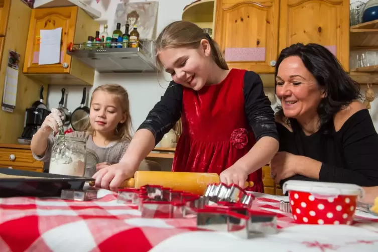 Weihnachtsmusik sorgt für die richtige Stimmung.