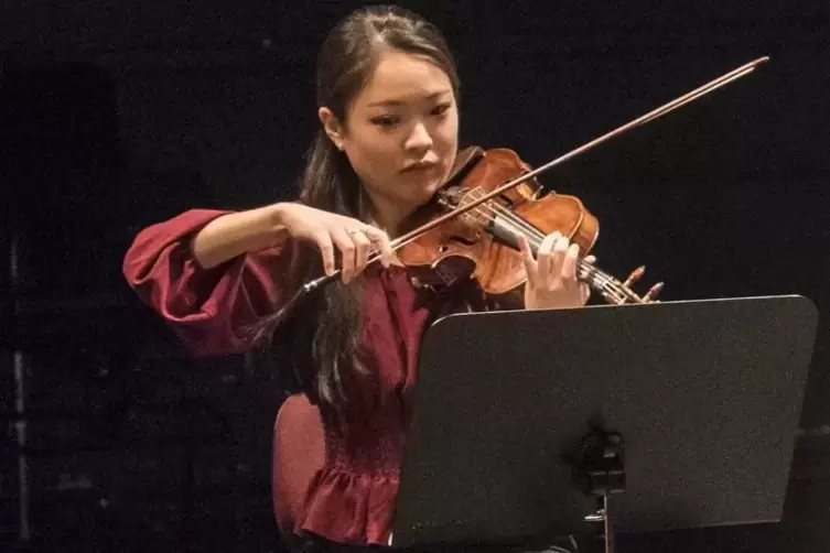 Sumin Lee gestaltete das Konzert geminsam mit Fatima Merino de Asís, Ann-Katrin Klebsch, Zherar Yuzengidzhyan und Atsuko Kinoshi