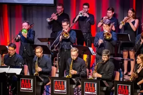 Die „All Stars Big Band“ soll für satten Bigband-Sound sorgen.