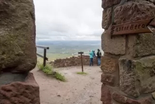 Auf der Rietburg gibt es im Krimi ein Todesopfer. 
