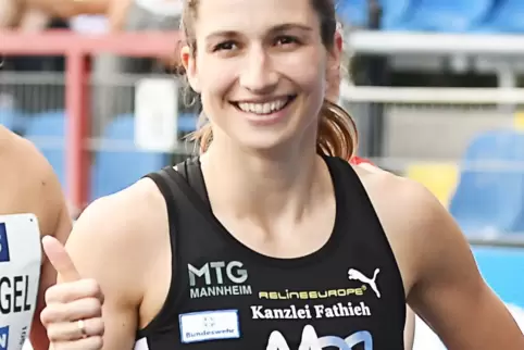 Daumen hoch. Ricarda Lobe, hier bei der DM 2021, kehrt auf die große Leichtathletikbühne zurück. 