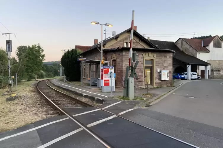 Der Bahnübergang in Lohnweiler. 