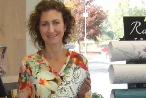Seit 2006 ist Simone Kallien-Schönhöfer in der Geschäftsführung des Malerbetriebs Schönhöfer in Neuhofen. 
