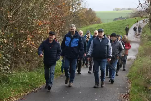 Jeden letzten Freitag im Monat trifft sich die Wandergruppe Quirnbach/Henschtal. 