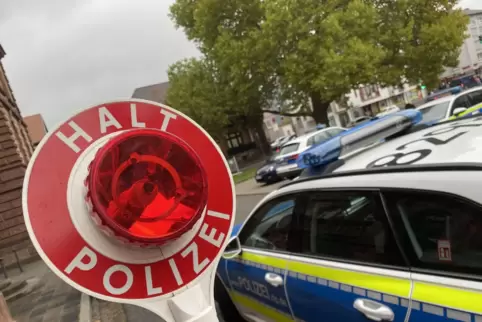 Der Fahrer ignorierte das Anhaltezeichen der Polizei. 