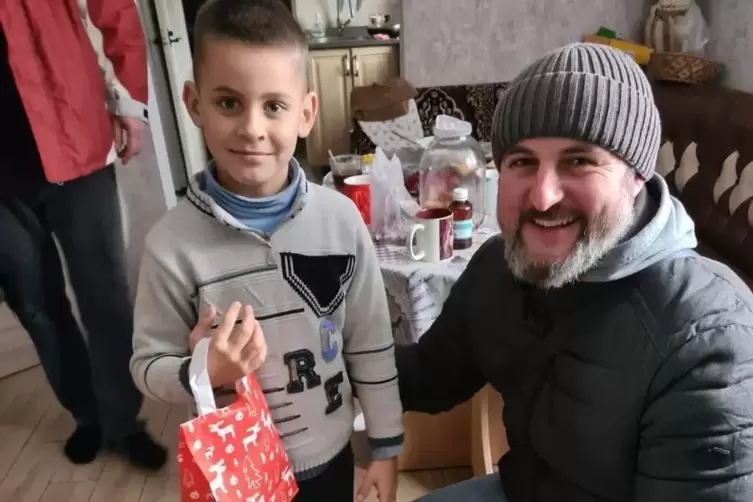 Die Firma Profine hat Geschenke an ukrainische Kinder geliefert. 