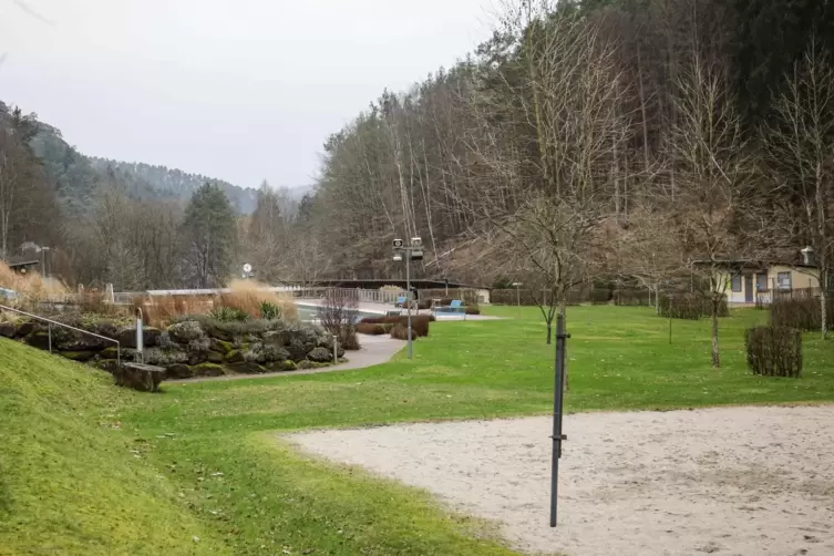 Die Verbandsgemeinde soll künftig an größeren Investitionen ins Hauensteiner Wasgaubad ein Mitspracherecht haben.