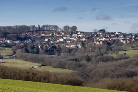 Warum Eulenbis die Grundsteuer B erhöhen muss, erläuterte der Leiter der Finanzabteilung der Verbandsgemeinde Weilerbach dem Rat