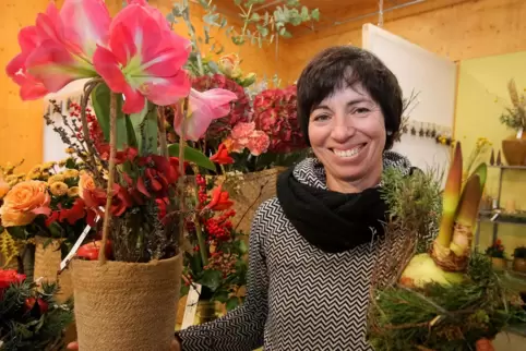 Fan der Amaryllis: Silke Quinten in ihrem Laden „Blatt und Blüte“ in Lingenfeld. 