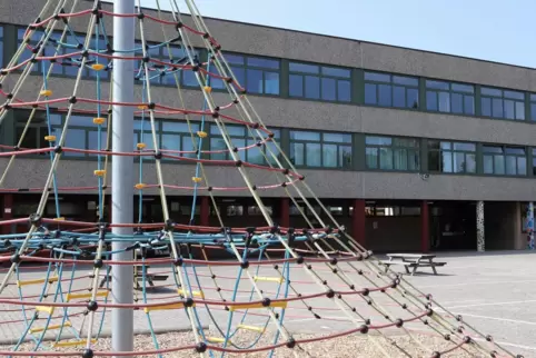 Die Täter wollten in die Klingbachschule einbrechen. 