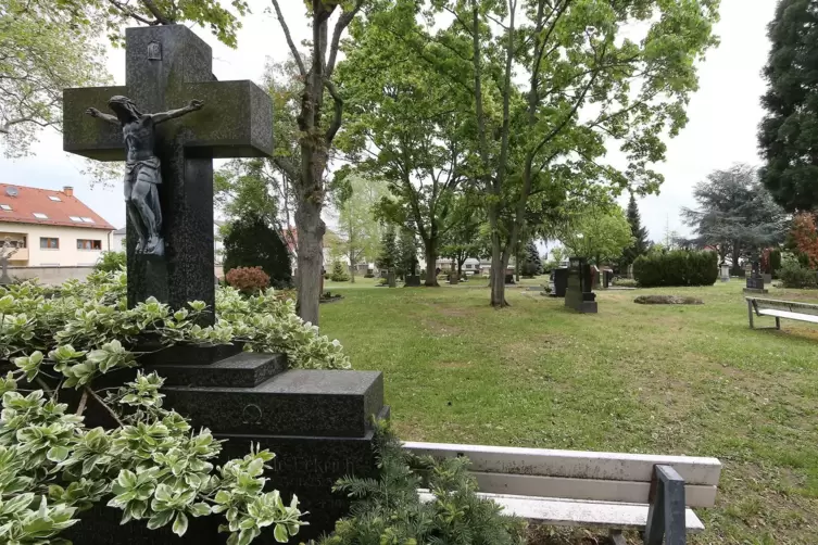 Hier soll ein Park entstehen: das Gel&auml;nde des Stadtfriedhofs Schifferstadt. 