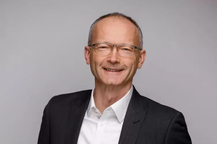 Helmut Martin aus Bad Kreuznach, 59 und Sohn des fr&uuml;heren CDU-Ministers Albrecht Martin, soll die Fraktion k&uuml;nftig f&uuml;hren wollen