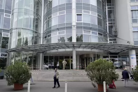Eingang zum Klinikum in der Bremserstraße.