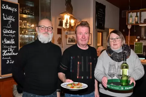  Engagiert für die Lichtensteinhütte: (von links) Andreas Möller sowie Hans und Wiltrud Altön.