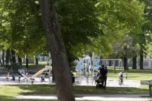 Von der Stadtbildpflege betreut: Spielplatz im Stadtpark.