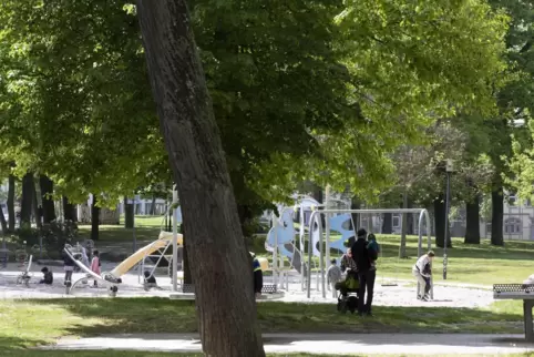 Von der Stadtbildpflege betreut: Spielplatz im Stadtpark.