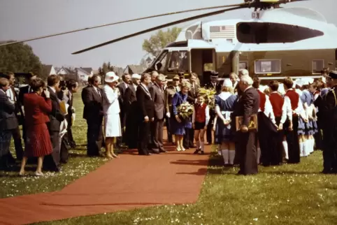 Der Helikopter sollte den Präsidenten später nach Spanien bringen. 