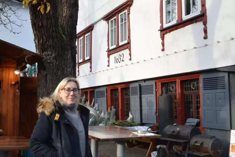 Miriam Hirth ist seit elf Jahren Inhaberin vom „Gasthaus zum Ochsen“ in Mannheim-Feudenheim. 
