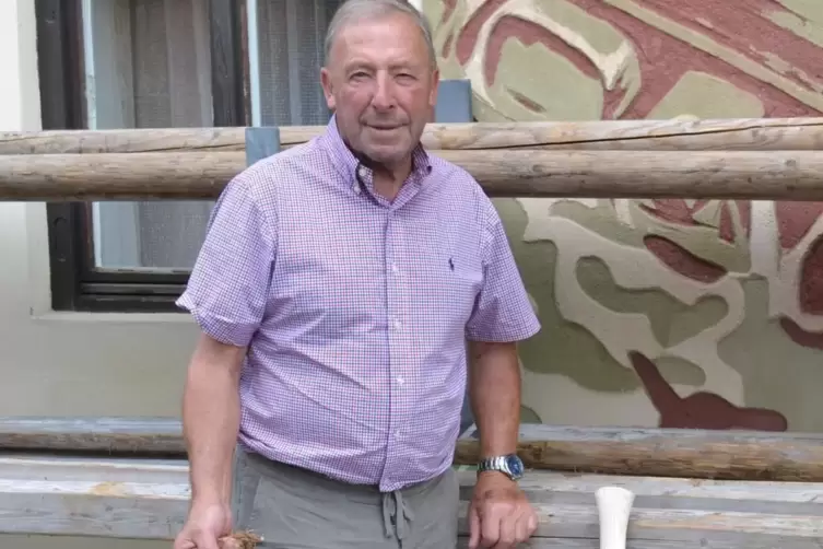 Einer der wenigen, die das Handwerk in Deutschland noch betreiben: Flo&szlig;meister Sepp Seitner.