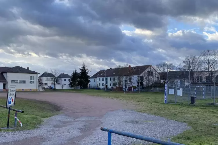 Soll bebaut werden: der TV-Platz in der Dorfmitte. 