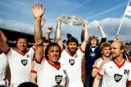 Hamburger SV, deutscher Meister 1982. Von links: Horst Hrubesch, Bernd Wehmeyer, Manfred Kaltz, Thomas von Heesen und Lars Bastr