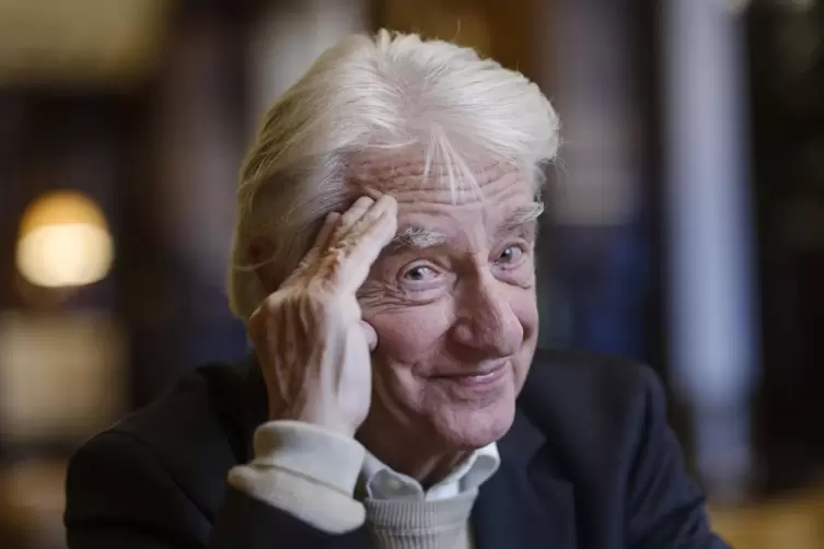 Er goilt vielen Schweizern als Humorikone: Emil Steinberger. 