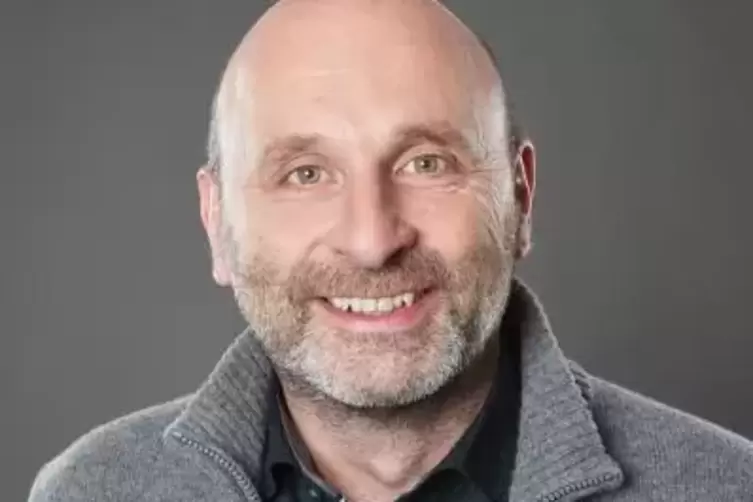 &bdquo;Wir m&uuml;ssen gro&szlig;, anders und schnell neu denken&ldquo;, sagt Peter Heck, Professor am Umwelt-Campus Birkenfeld und Direktor des Instit