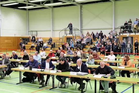 Auch viele Zuschauer waren zu der Sitzung am Donnerstag gekommen. 