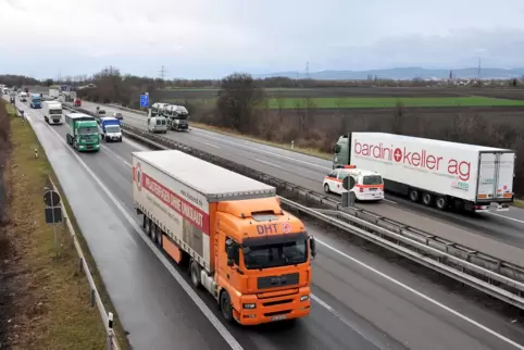 Die Autobahn GmbH erkennt an, dass die A61 lärmend auf Beindersheim einwirkt. 