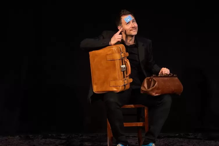 &bdquo;Kopfreise&ldquo;: Magier Fabian Stahl kommt am 11. Februar ins TAW. 