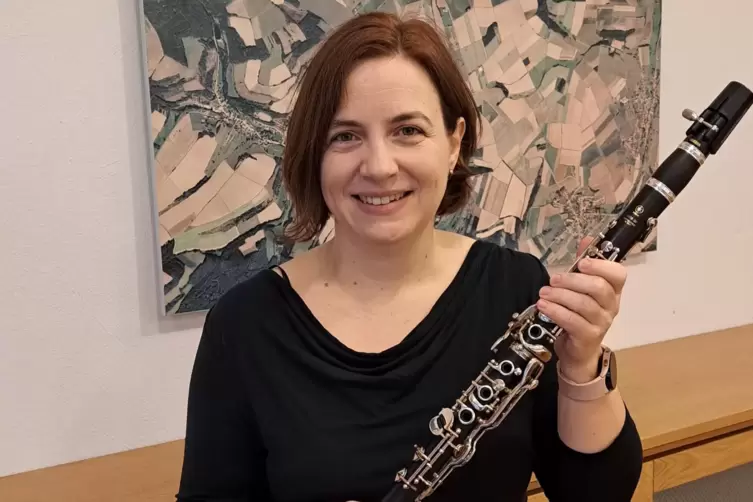 Wird mit dem bronzenen Ehrenzeichen des Landesmusikverbandes ausgezeichnet: Diana He&szlig;.