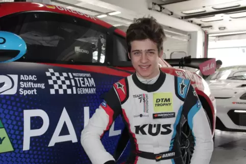 Der 17-jährige Porsche-Pilot Daniel Gregor aus Maikammer startet erstmals bei einem 24-Stunden-Rennen.