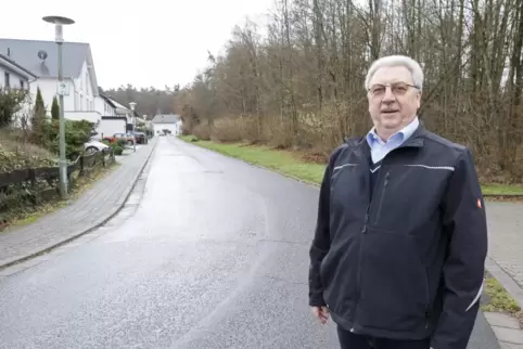 Entlang der rechten Straßenseite könnten 20 oder mehr sogenannte Tiny Houses, also Kleinsthäuser, ohne großen Aufwand errichtet 