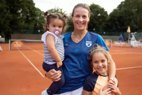 Das deutsche Vorbild: Tajana Maria mit ihren Töchtern Cecilia und Charlotte.