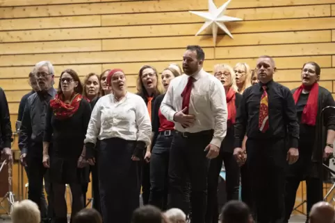 A-capella-Gesang in Heiligenmoschel: Der Chor „Fresh!“ präsentierte sich vor Weihnachten bei einem Konzert. 