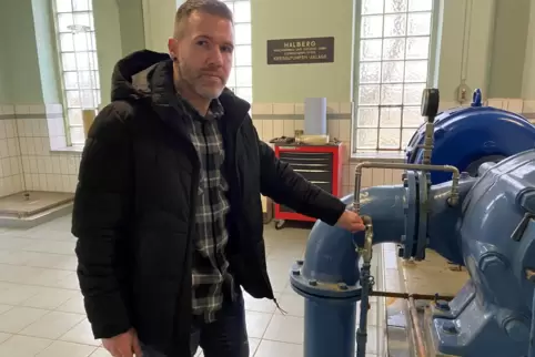 Wassermeister Stefan Wieandt kümmert sich darum, dass der Rhein-Pfalz-Kreis mit genügend Trinkwasser versorgt wird. 